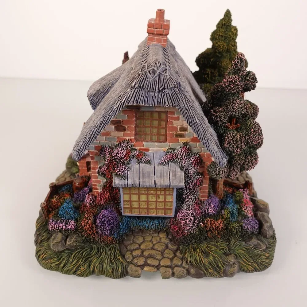 Hawthorne Village Seaside Thomas Kinkade Seaside Antiques Lighted COA 79638